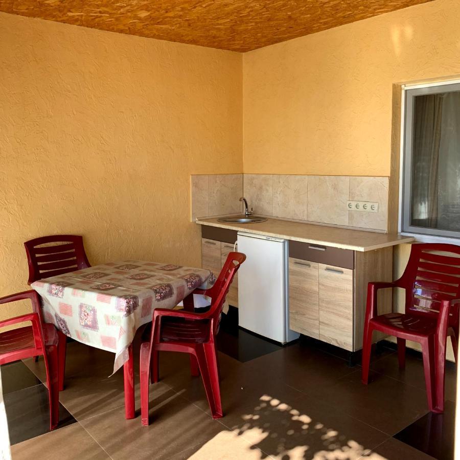 Guest House Santin 切尔诺莫斯克 外观 照片
